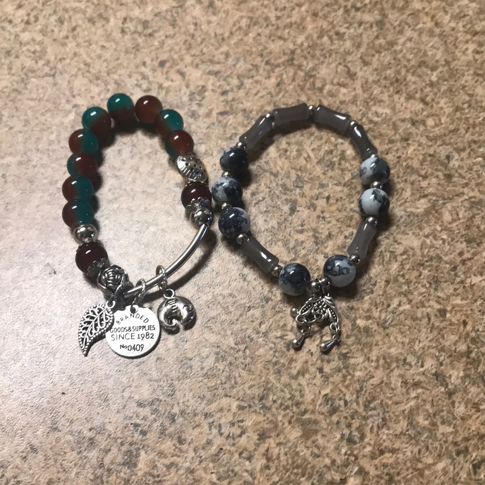 2 sets of bracelets ?